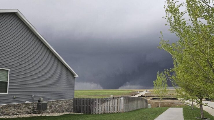 Tornadoes in nebraska today